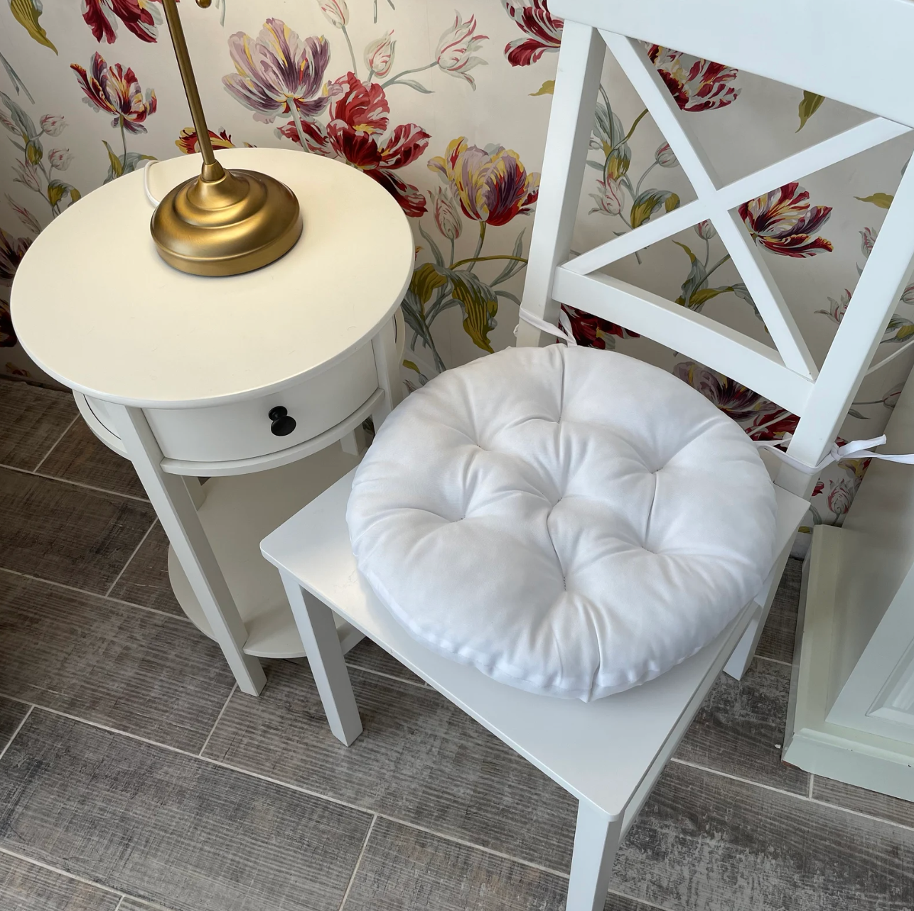 Round White Chair Cushion for Your Home